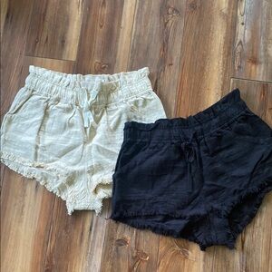 Stylish Women's Black and Cream Shorts